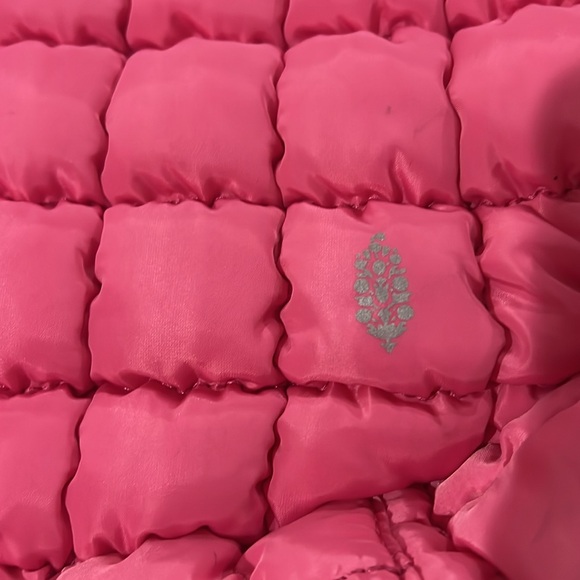 Gently used Free People Carryall (Bubblegum) - Picture 2 of 10